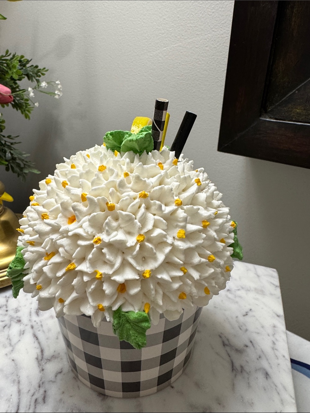 Faux White Floral Decor with Lemon Slice and Green Leaves - fake - Picture 5 of 8